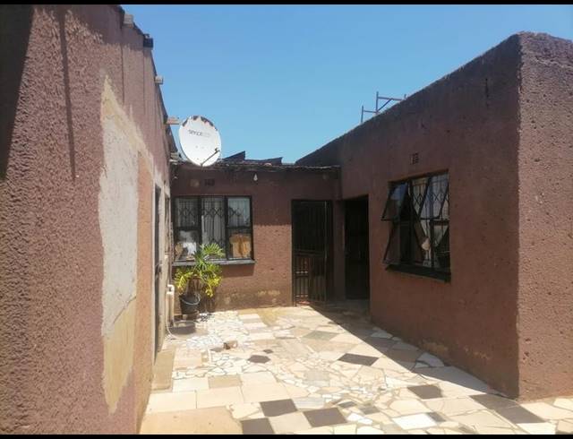 2 BEDROOM HOUSE FOR SALE IN PALM RIDGE